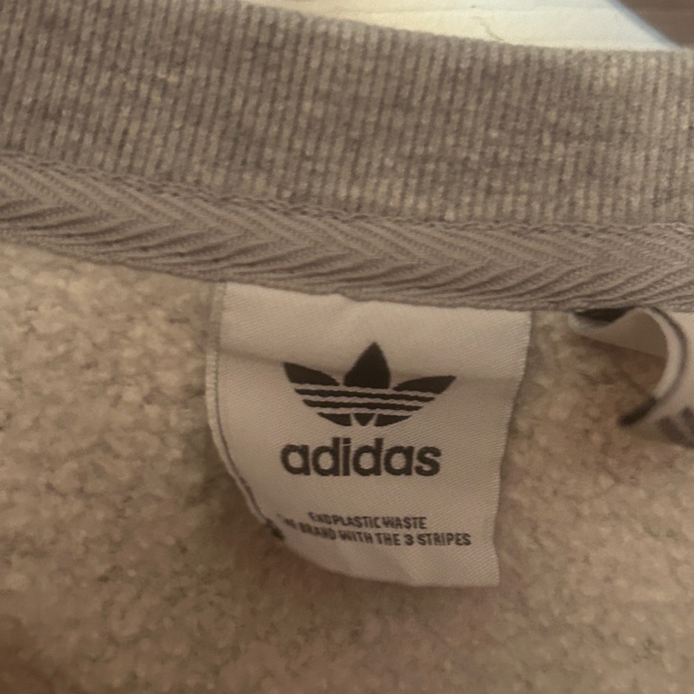 Adidas  Essentials Small Logo Feelcozy Sweatshirt Size Small Women’s - Picture 5 of 8
